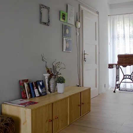 Na Wzgorzu تشيشين