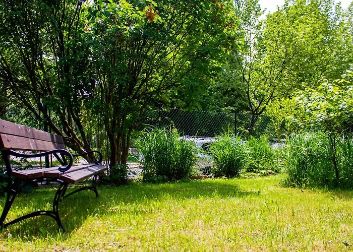 Na Wzgorzu * צ'שין